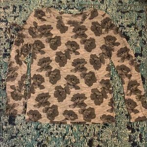 LOFT 3/4 sleeve rose patterned t-shirt GUC